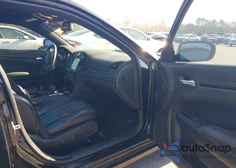 2013 Chrysler 300 300S из США, поврежденный, VIN 2C3CCABG8DH735481